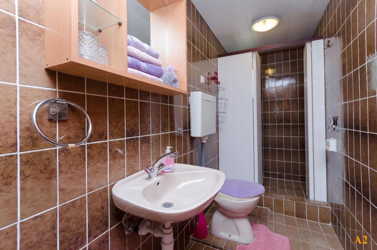 Apartments And Room Drazen โนวีวีโนดอลสกี ภายนอก รูปภาพ